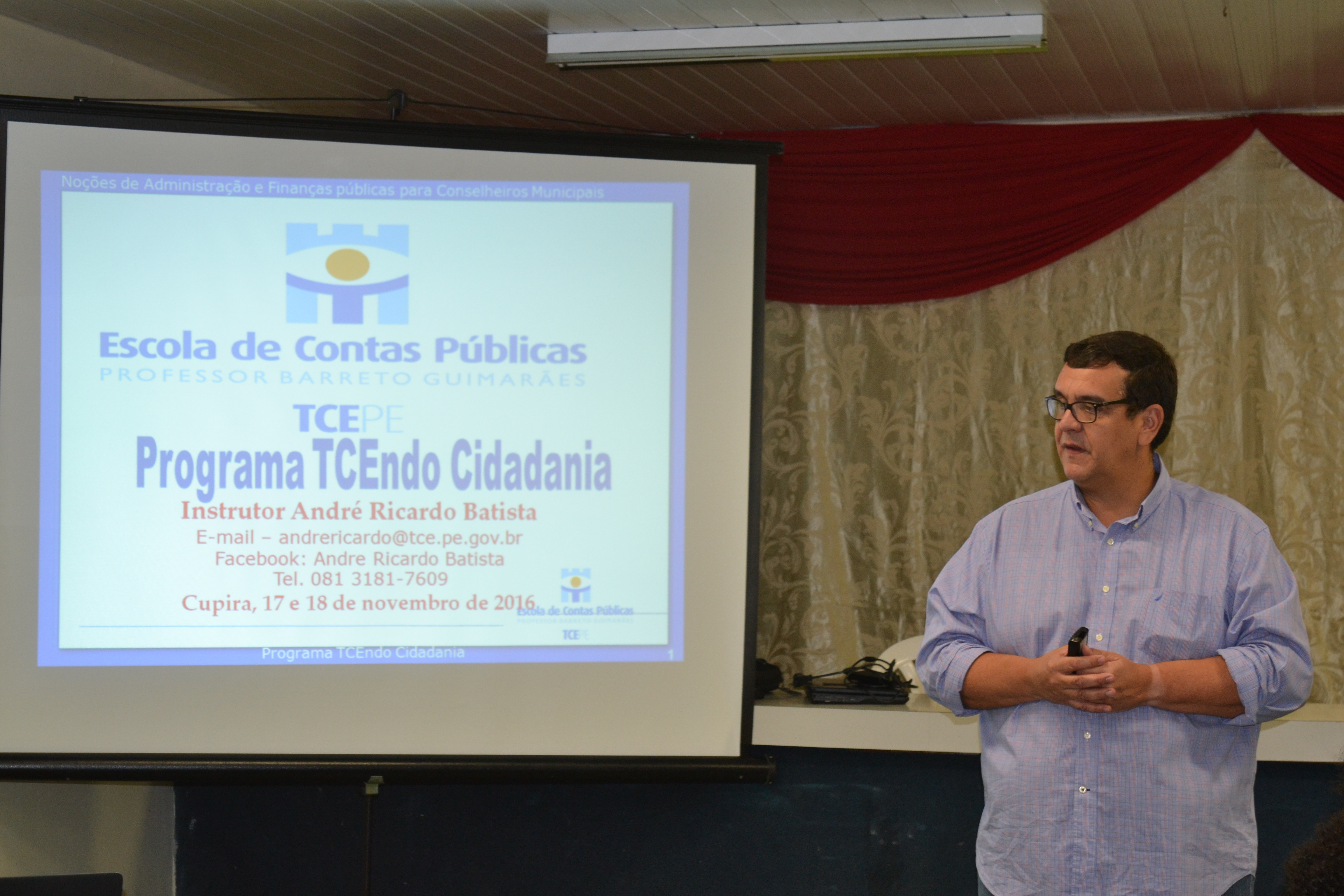 TCE/PE realiza capacitação com funcionários públicos na cidade de Cupira